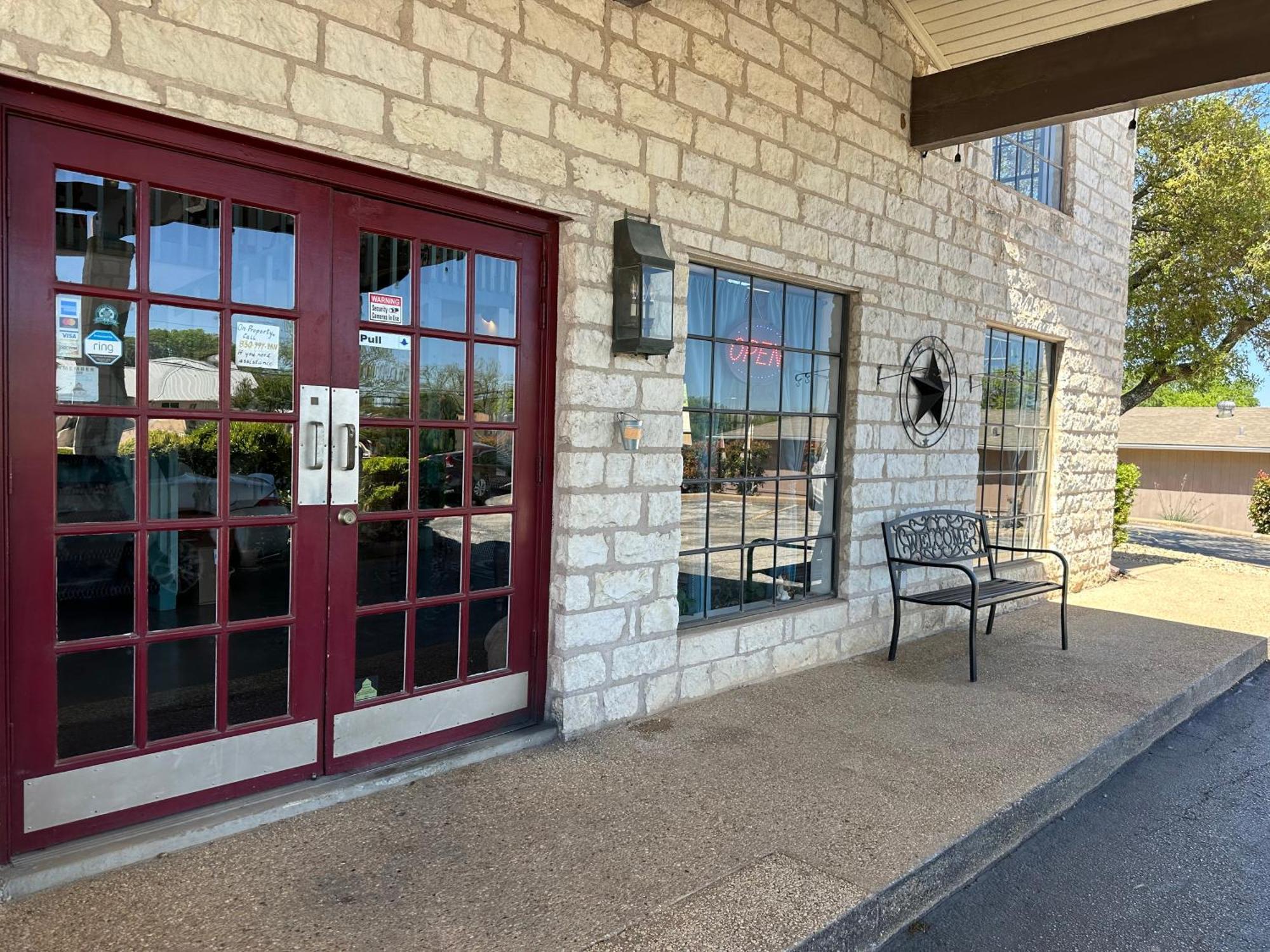 Windcrest Inn And Suites Fredericksburg Buitenkant foto