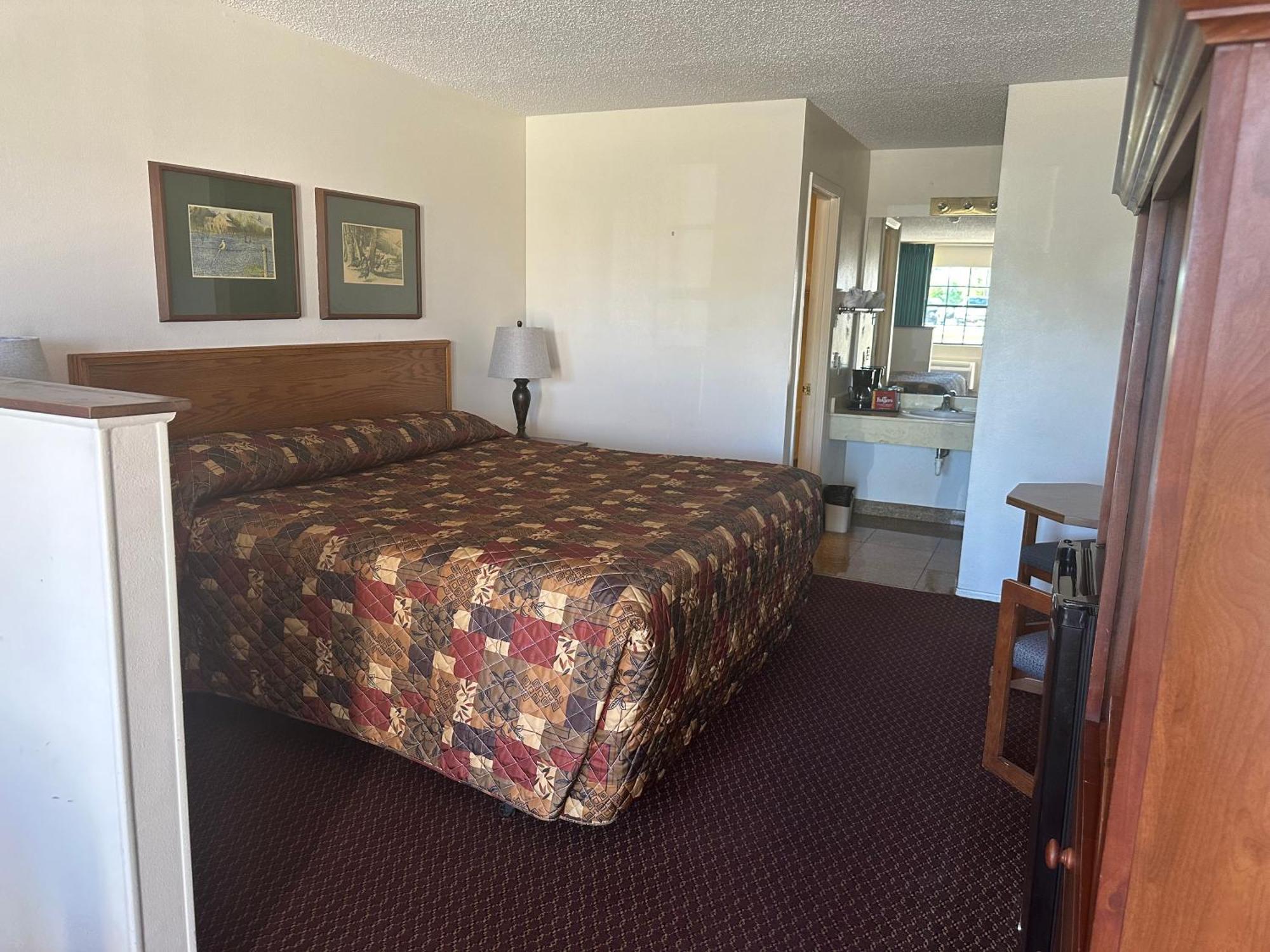 Windcrest Inn And Suites Fredericksburg Buitenkant foto