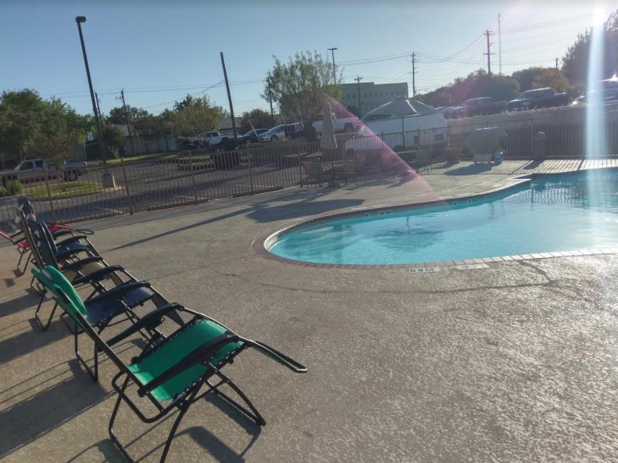 Windcrest Inn And Suites Fredericksburg Buitenkant foto