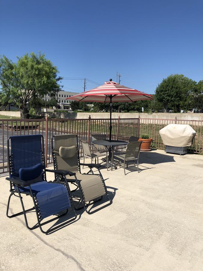 Windcrest Inn And Suites Fredericksburg Buitenkant foto